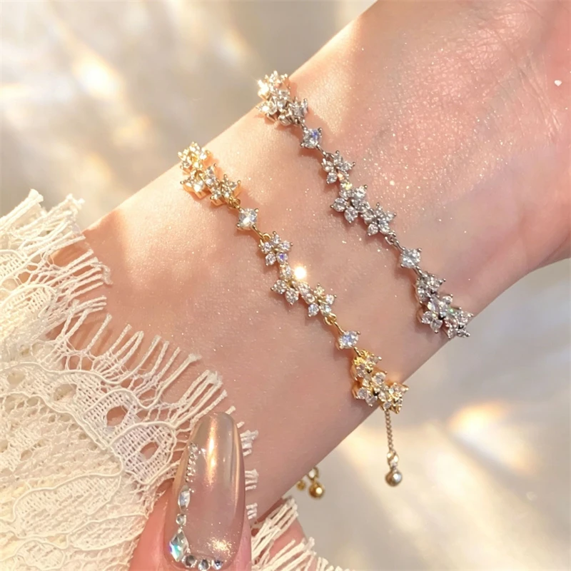 Exquisite Luxury Crystal Zircon Flower Bracelet, Adjustable Bangle
