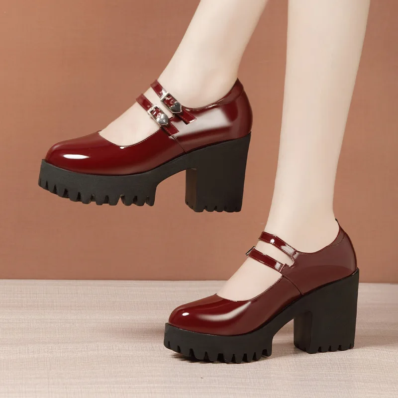 2025 خمر براءات الاختراع والجلود ماري جين المرأة أحذية منصة كتلة عالية الكعب الراحة مكتب نموذج أمي حذا فردي للسيدات