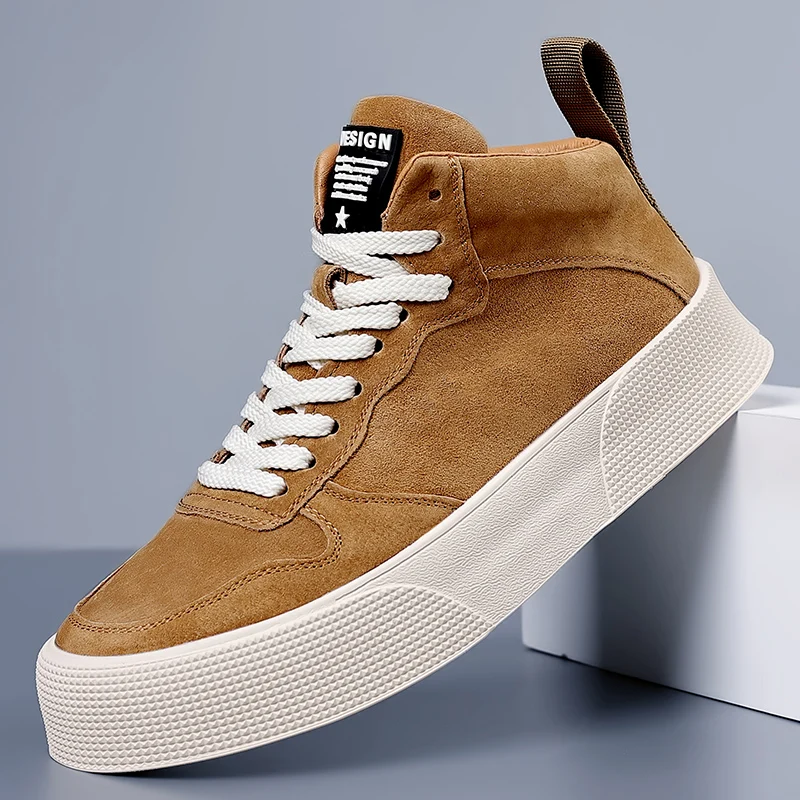 Sepatu Suede pria, trendi merek sepatu High Top Musim Dingin sol tebal warna coklat