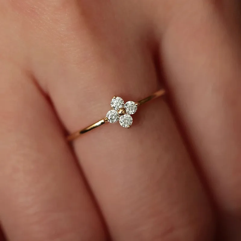 Exquisite 18K Gold-Plated 925 Silver Open Ring with Floral Zirconia – A Stylish Accessory for Women's Weddings and Parties
