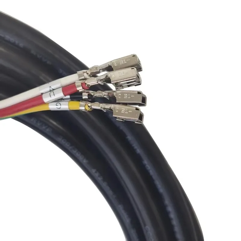 F06B-0001-K008 كابل طاقة المحرك قابس رباعي النواة مع سلك