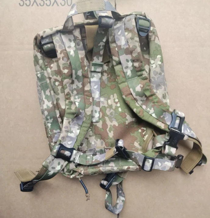 German Flecktarn Multicam Camouflage Backpack Man Outdoor