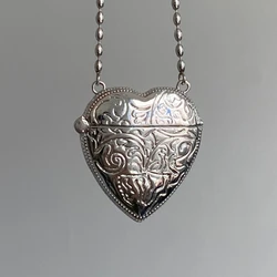 Heart Locket and Crossbody Bag Engraved Metal Necklace Photo Pendant Chain Necklaces Suitable for Memory Preservation
