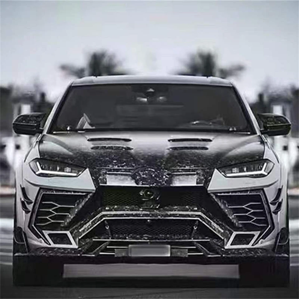 M-style wide body kit for 2018-2019 Lamborghini URUS dry carbon fiber front bumper rear bumper side skirt rear spoiler body trim