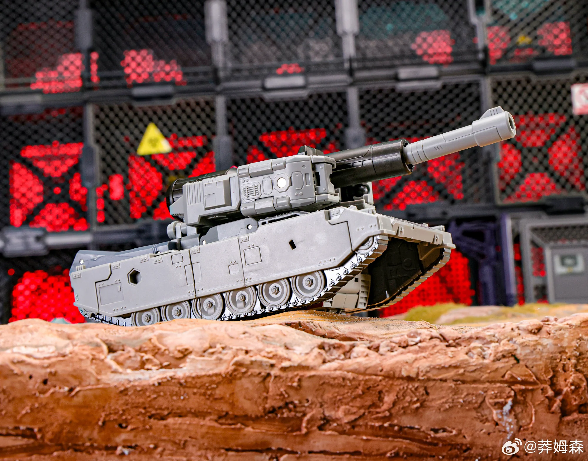Transformation DH05 DH-05 Megatank K0 SS Series Action Figure