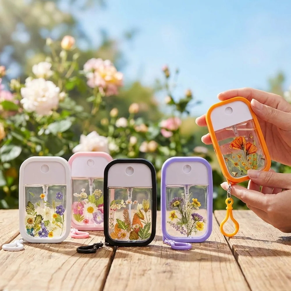 Portable Spray Bottle with Printed Design, 50ml, Keychain Hanging Style Refillable Bottle, Outdoor Portable Alcohol Disinfectant Spray Empty Bottle, Travel Skincare Liquid Dispensing Container