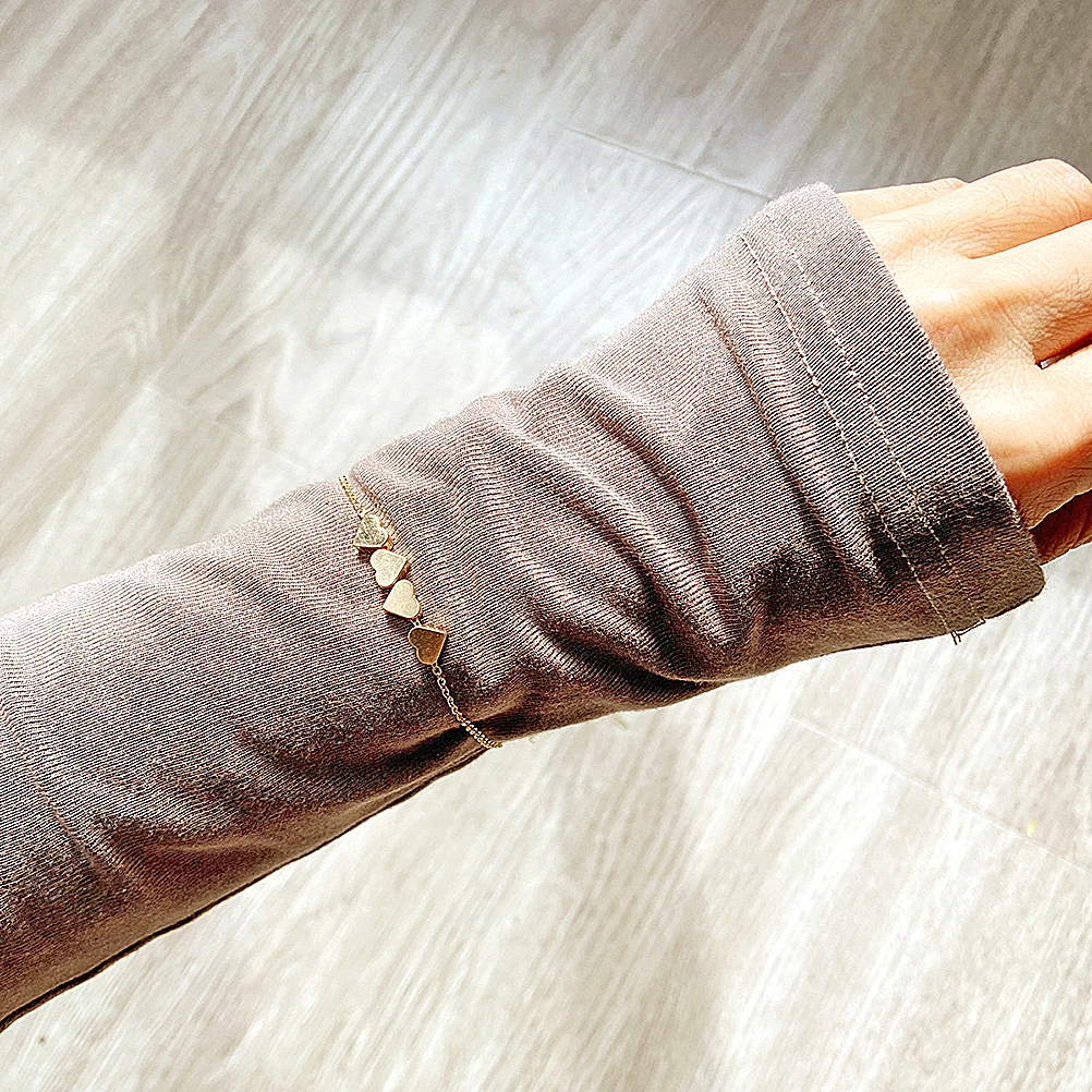 

1Pcs Alloy Bracelet for Women Trendy Retro Inspired Design Portable Lightweight Wrist Chain Perfect for Daily Use Festival Party