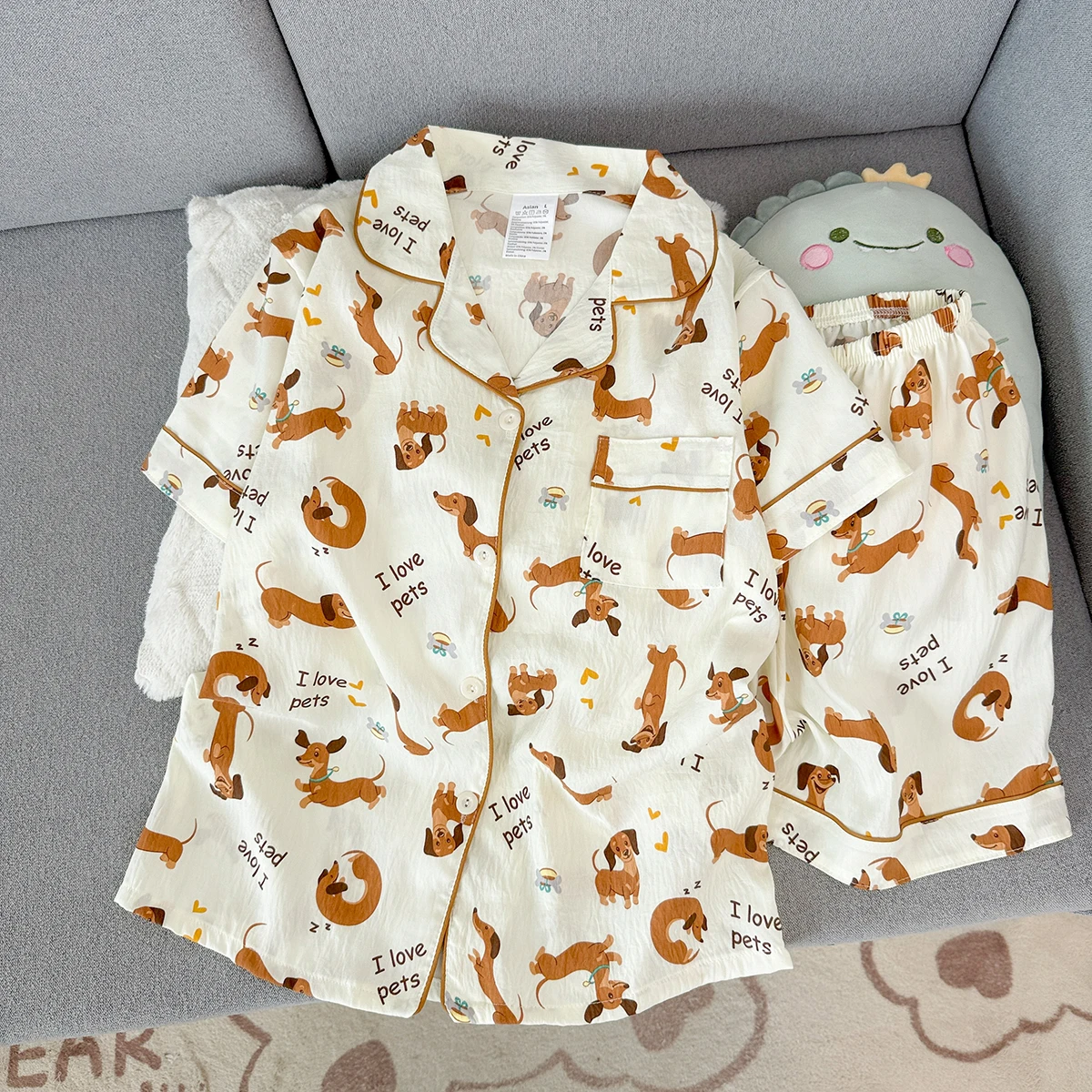 Pyjama d'été pour femme, style fin avec motif chiot, short à manches courtes, doux et mignon, peut être porté à l'extérieur en été, ensemble de vêtements de maison, ensemble deux pièces