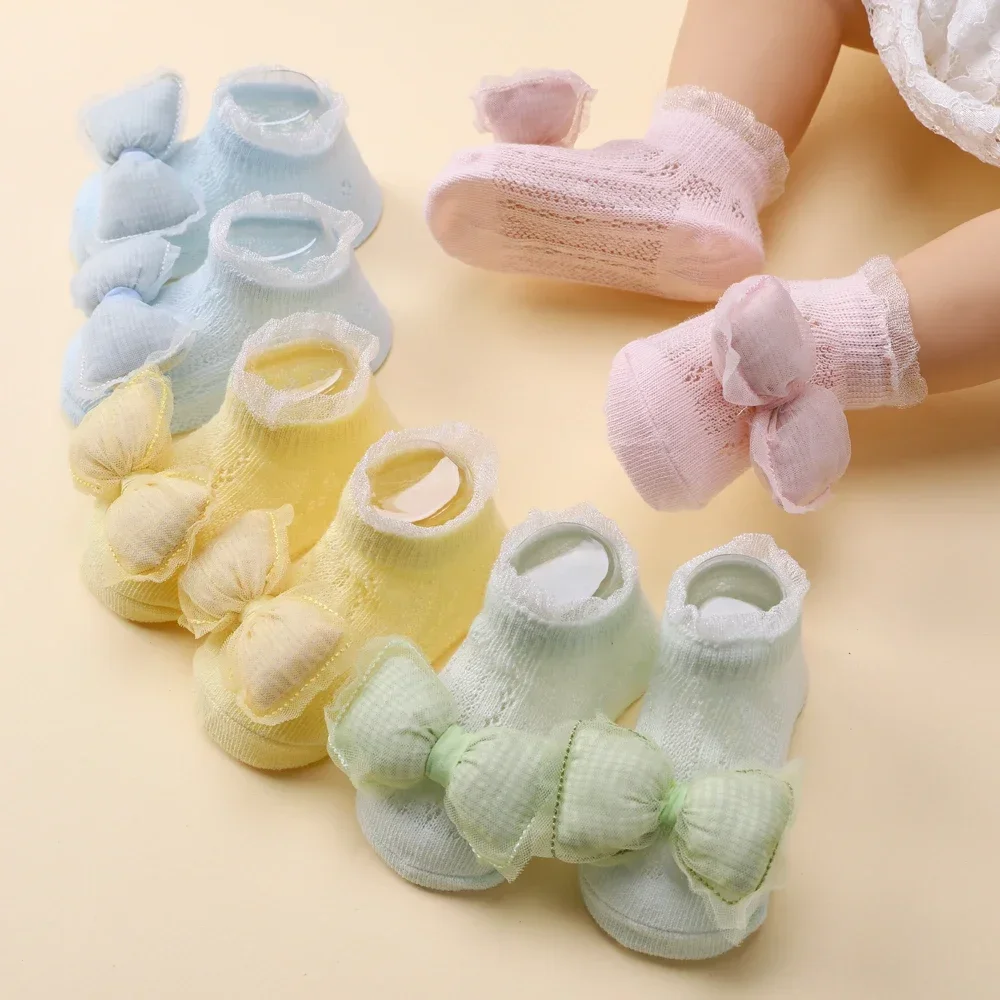 Baby\'s Fresh Flower Headband and Bows Socks Set, Meias curtas respiráveis, Doce infantil elástico para recém-nascidos, cor doce, 2pcs