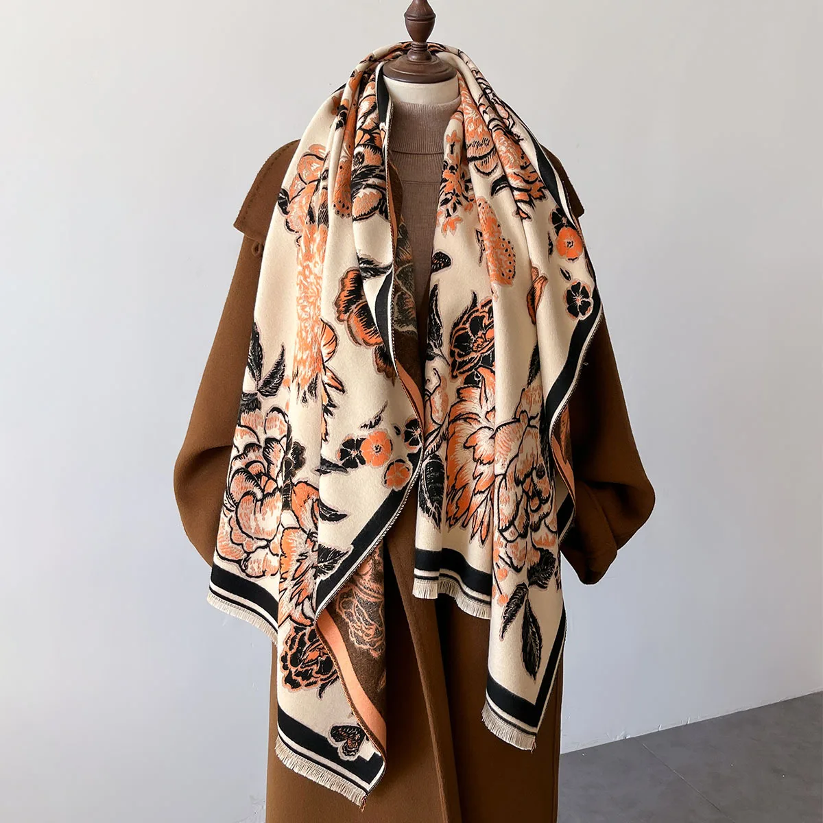 New retro printed scarf ladies long scarf thickened imitation cashmere warm shawl autumn and winter temperament scarf cloak