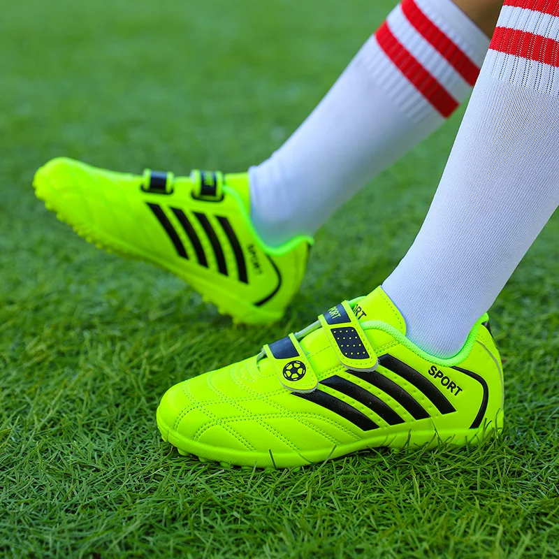 Hot Sale Cheap Green Kid\'s Soccer Shoes Turf Ultra-light Children’s Football Shoes Hook and Loop Size 28-38 Soccer Cleats Boy