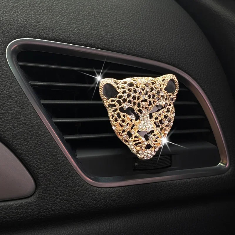 Diamond Leopard Car Air Purifier Interior Decoration Aromatic Diffuser Vent Clip Solid Perfume Flashing Car Pendant