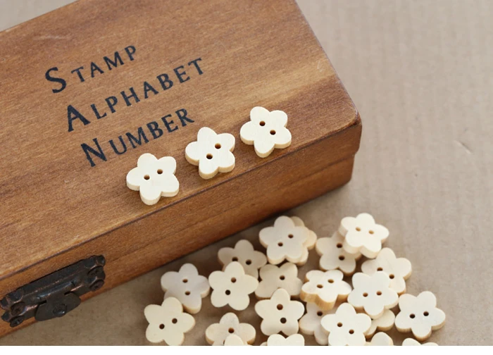 100pcs/lot Size:12mm (0.48") Flower Shape Wooden Buttons Bulk Button for Children Sewing Accessories,wholesale(SS-442) - view 2