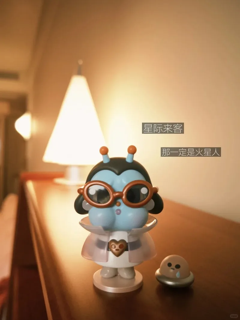 حقيقي البوب مارت Crybaby البكاء إلى القمر سلسلة صندوق أعمى Kawaii سطح المكتب زخرفة نموذج تحصيل هدايا عيد الميلاد #4