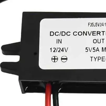 

Преобразователи постоянного тока 12 В/24 В в 5 В/5 А Автомобильное интеллектуальное зарядное устройство USB Type-C 25 Вт Понижающий преобразователь модуля питания F23J5V5A1S-C Пластик