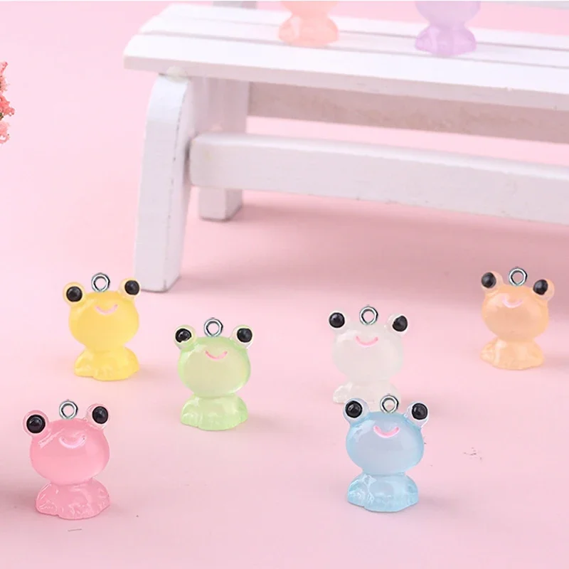 

30Pcs 3D Kawaii Luminous Frog Charms Cartoon Animal Resin Pendant Earrings Keychains Accessories for DIY Crafts Jewelry Make