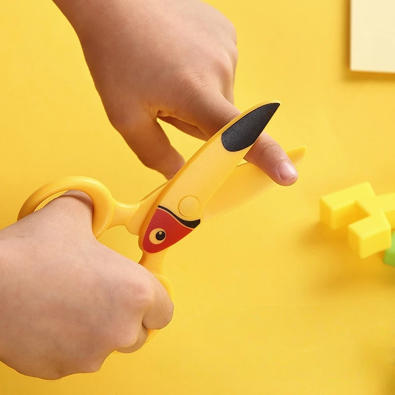 1 قطعة مقص الرسوم المتحركة الصغيرة البلاستيك رياض الأطفال دليل جولة رئيس سلامة الاطفال مقص #3