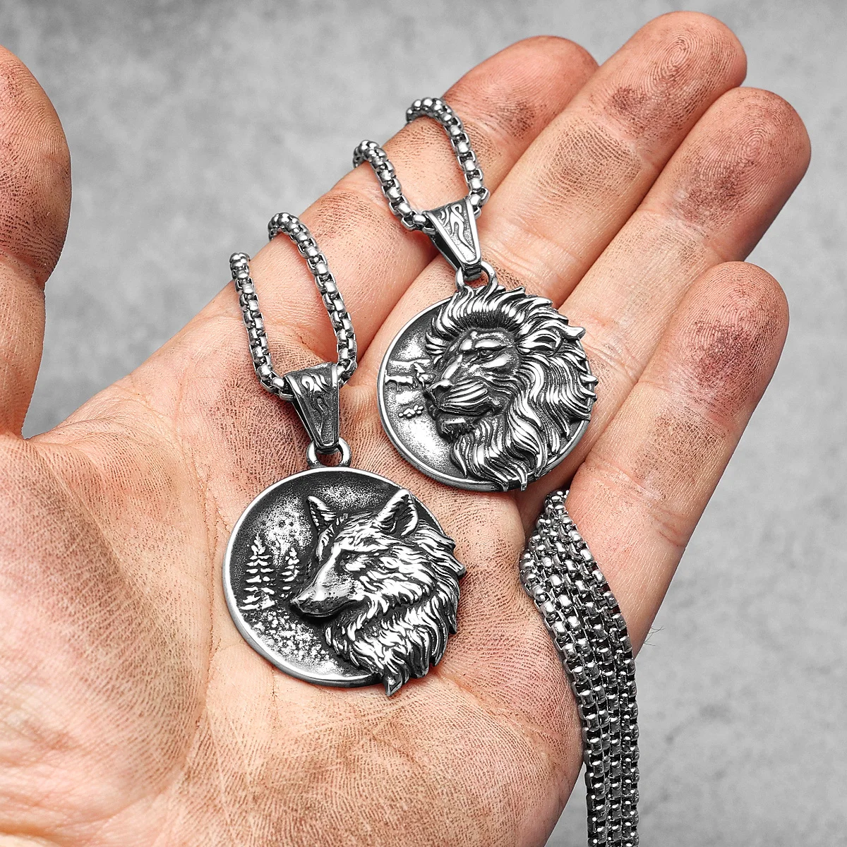 Lion Wolf Animal Men Necklaces With Pendant Stainless Steel Jewelry For Male Women Punk Hip Hop Accessories Gifts Wholesale