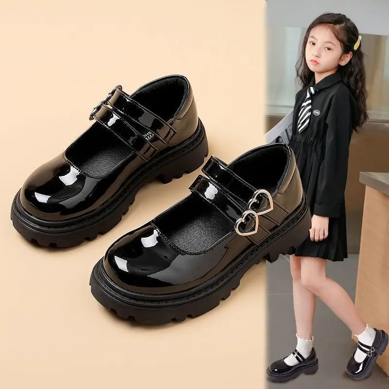 Girls Chunky Platform Mary Jane Shoes Children's Heart Buckle Strap Thick Heels Pumps Woman Black Patent Leather Lolita Shoes