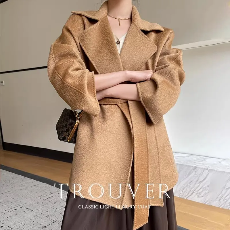 

2026 New Women Fashion Cashmere Woolen Jacket Autumn Winter High-end Water Ripples Regular Length White Wool Coat Lace-up