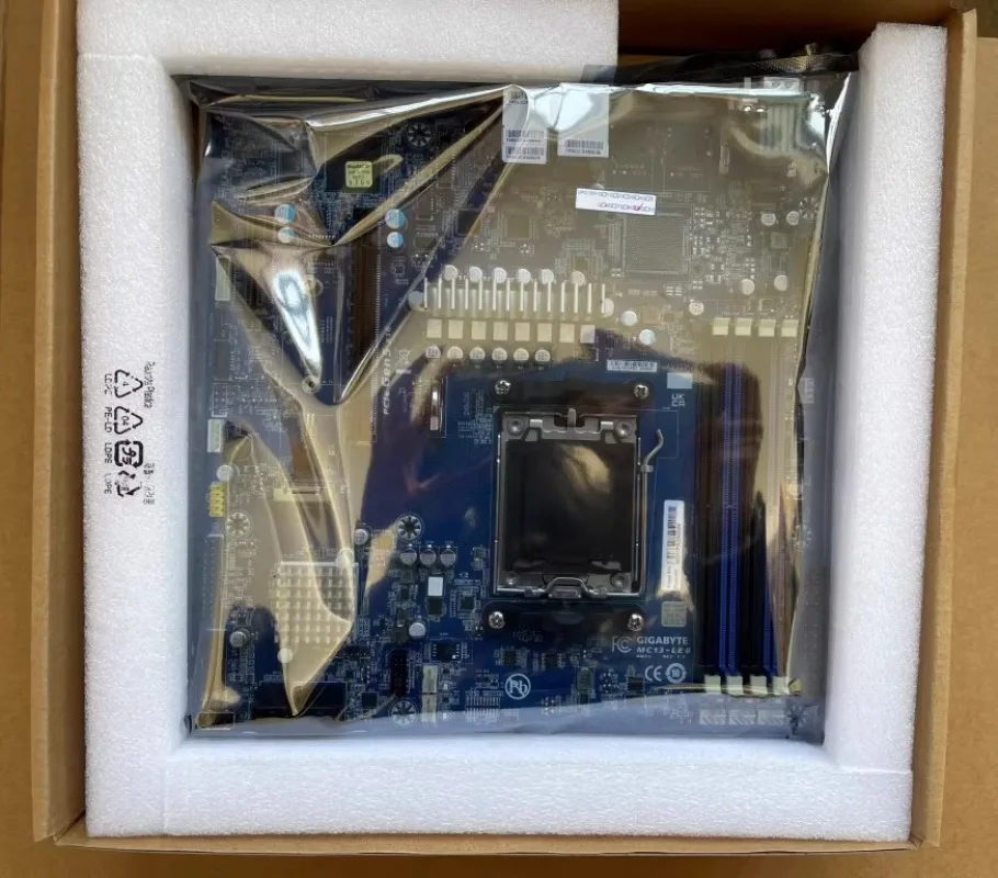 Gigabyte MC12-LE0/M…