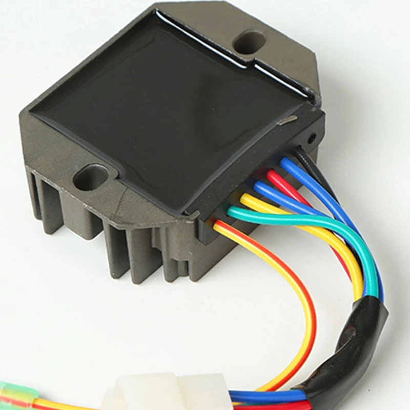 redresseur-de-courant-de-regulateur-de-tension-de-moto-pour-119653-7771011-119640-77711-rs5121