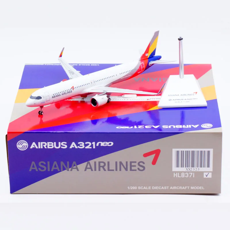 XX2325 Alloy Collectible Plane Gift JC Wings 1:200 Asiana Airlines 