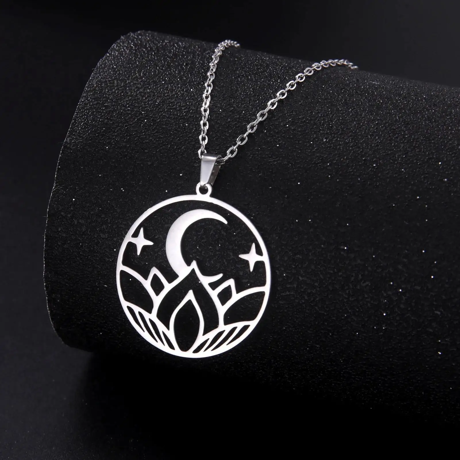 Lemegeton Lotus Moon Mystery Fashion Pendant Necklace Bohemian Style Exquisite Anniversary Stainless Steel Jewelry Gift