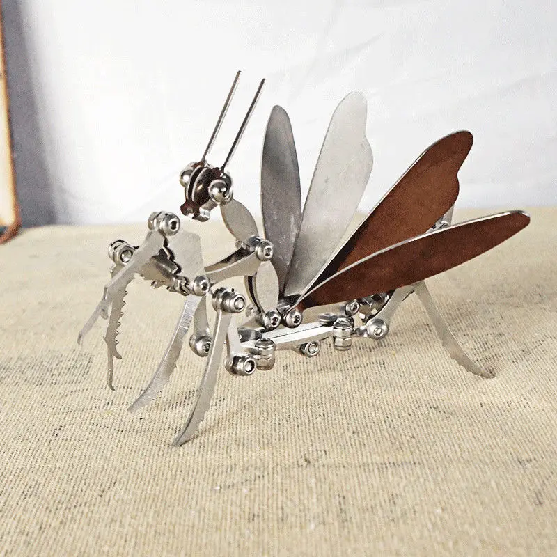 Stainless steel metal assembly model, adjustable, mantis beast, home office desktop, decorative ornaments ornaments