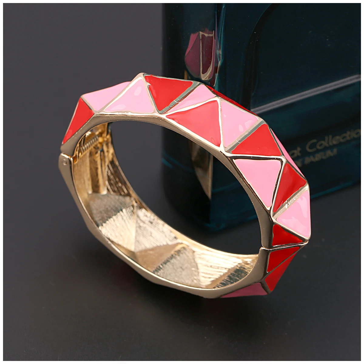 New Arrivals Enameled Colorful Rhinestones Fashion Cuff Bracelet Statement Gold Plating Bangle Jewelry for Women Party Accessory
