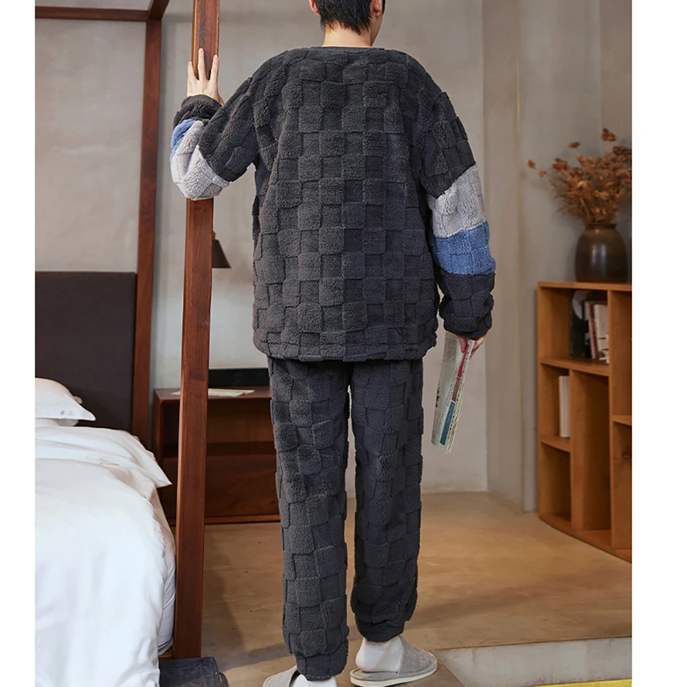 Ropa de dormir cálida de franela gruesa para invierno para dormir, conjunto de pijama de retazos de estilo coreano para hombre, pijama informal suave y cómodo para hombre