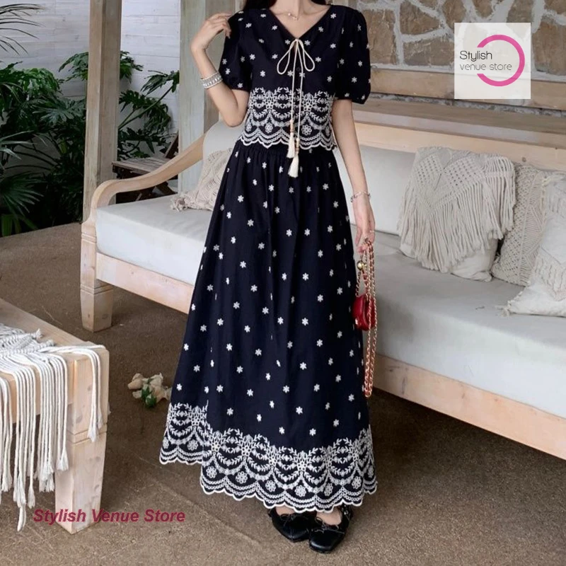 French fashion retro V-neck lace shirt+embroidered high waist skirt women's summer new unique holiday style two-piece suit