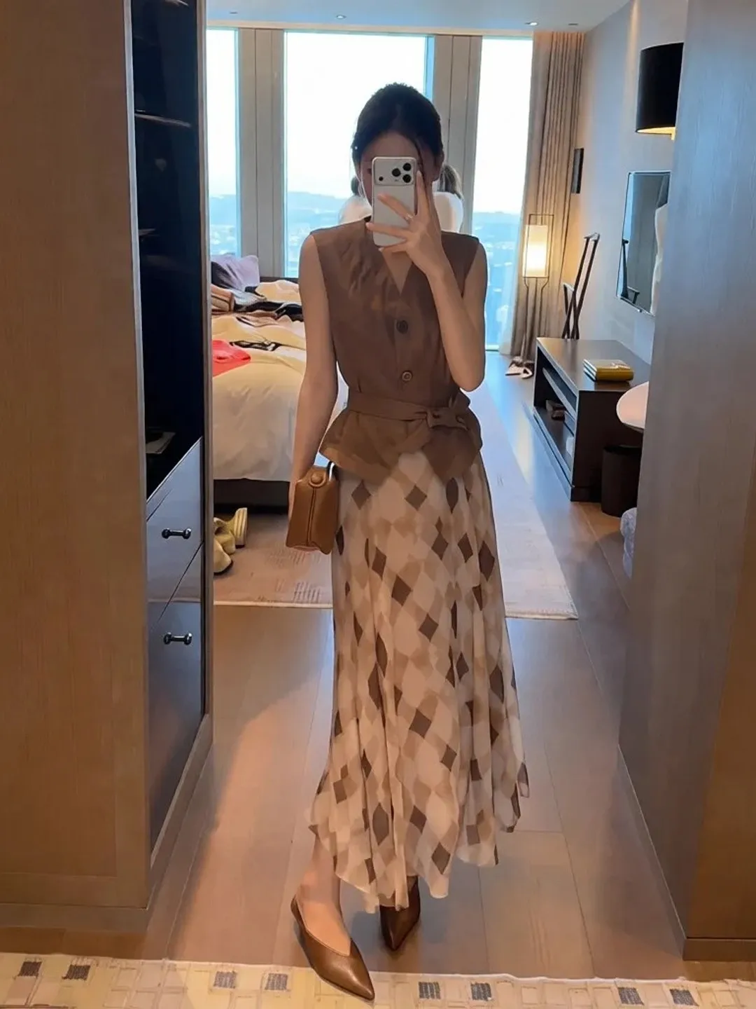 

Summer Fashion plus Size Women's Waist-Cinching Sleeveless Top And Plaid Skirt Set Casual Style High Waist Trousers
