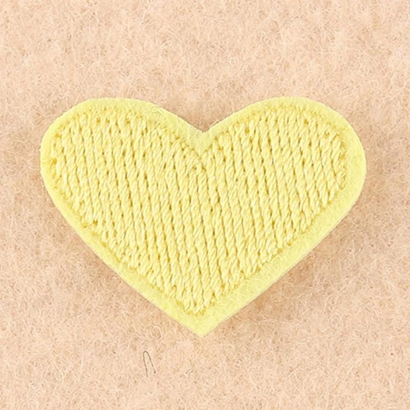 

652F 20Pcs Mini Heart Sew/Iron On Appliques Embroidery Patches DIY Clothing Arts
