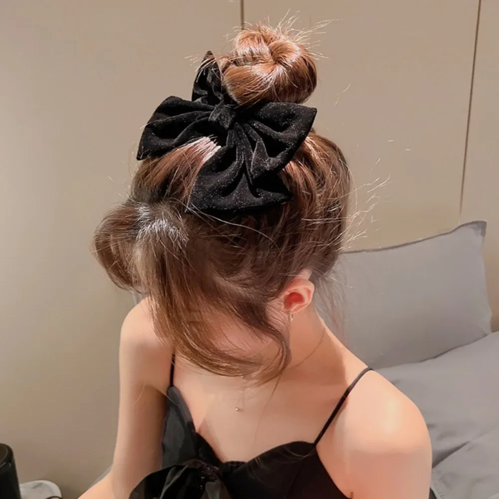 Rote Samt-Haarspange mit großer Schleife und Haarnadel, sanftes Mädchen, Prinzessin, Kopf, Hinterkopf, oberer Clip, Pony-Clip – Detail 3