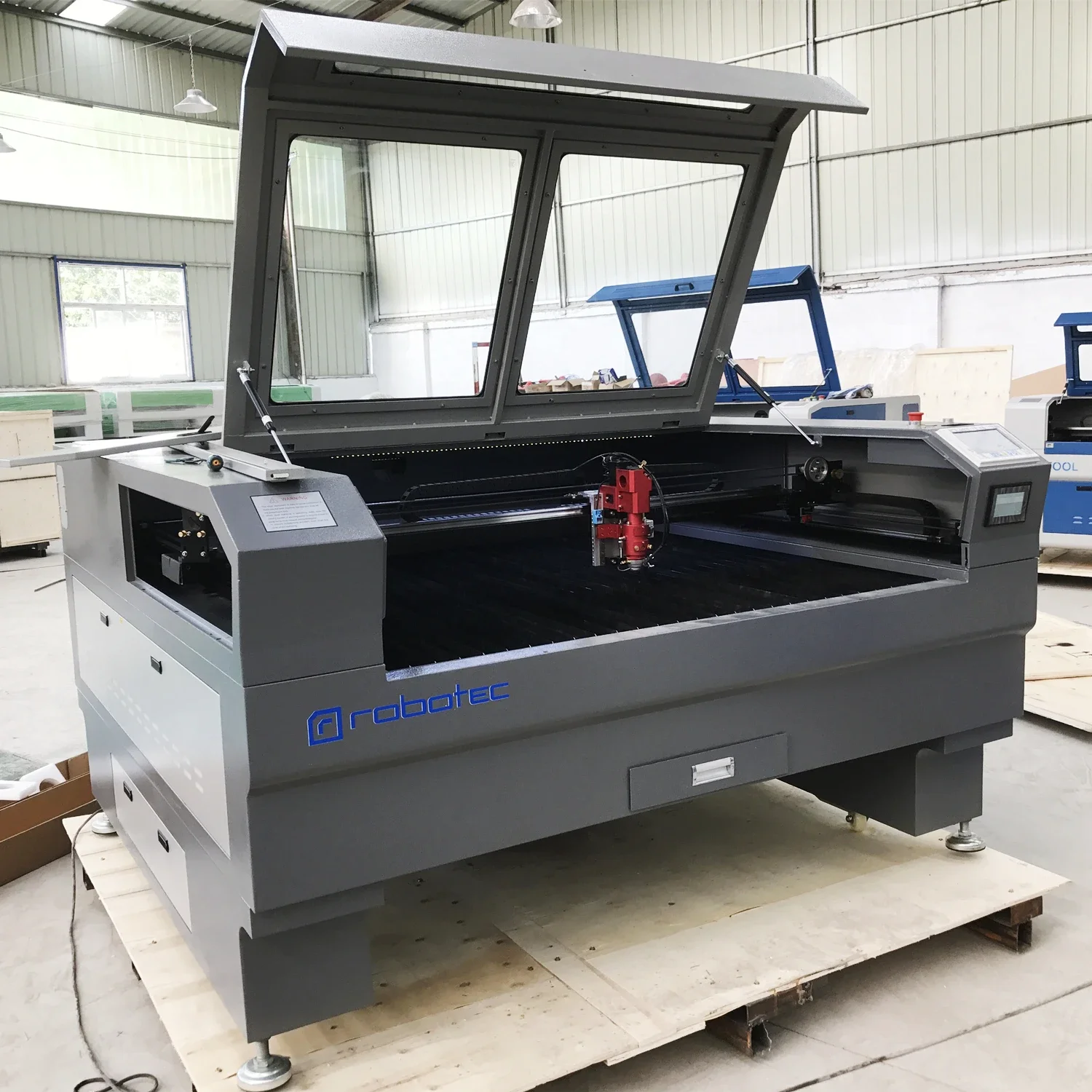 2mm Stainless Steel Metal Cutting CNC Metal Laser 180w Laser Cutting Machine with RUIDA Program300w Lazer Cutter For Metal