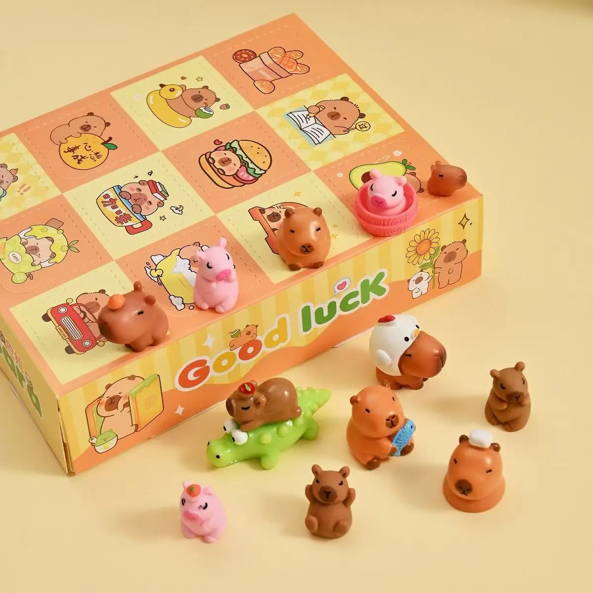 

12pcs/Set Cute Capybara Figure Blind Box Anime Capibara Figures Doll Keychain Pendant Decoration Toy For Children Christmas Gift