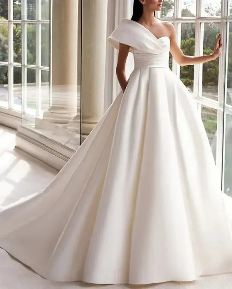

Modern Minimalist A-line Wedding Button Single Shoulder Satin Ruffled Bridal Dress Vest Customized
