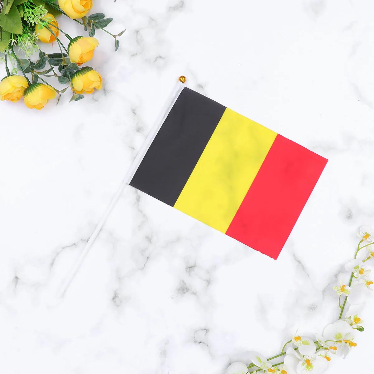 

50pcs Waving Flags Belgium Stick Belgium Stick Flag Durable Polyester Party Sports Event Decorations Mini Flag Banner