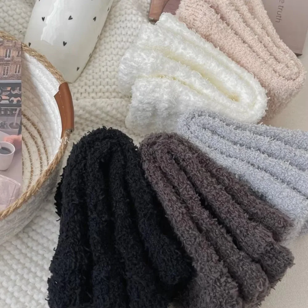 Women Autumn Winter Leg Warmers Thicken Long Leg Sleeves Warmer Coral Fleece Knee Protector Socks