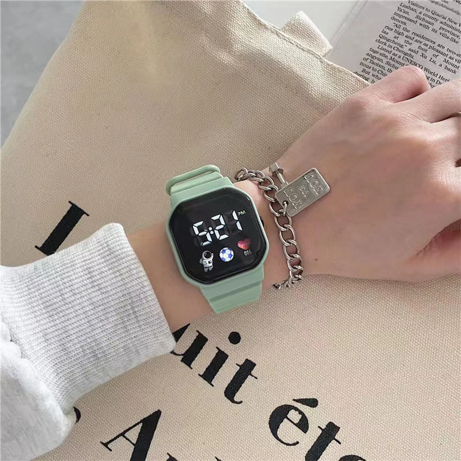 Large Digital Waterproof Watch  Comfortable to Wear Watch for Indoor Activities or Daily Use