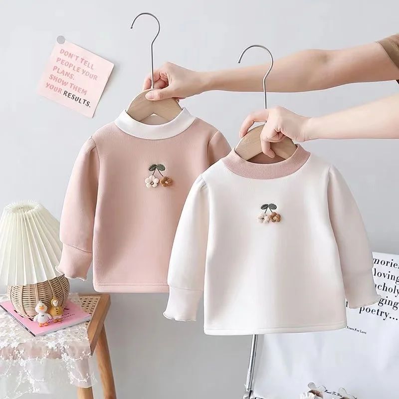 

Girls Long Sleeved T-shirt Autumn And Winter 2024 New Fashionable Children's Bottom Shirt Princess Baby Plush Top Girls Sweater