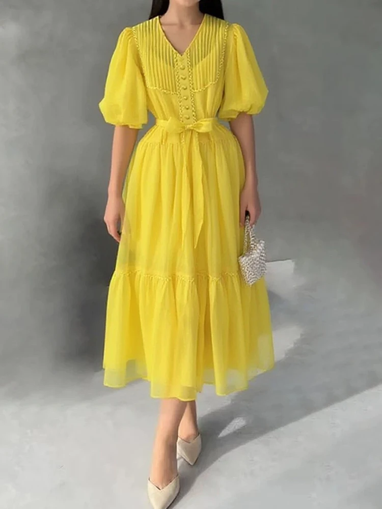 

French puff sleeve lace-up waist slimming solid color long skirt 2025 summer women's new V-neck pleated A-shaped holiday dress