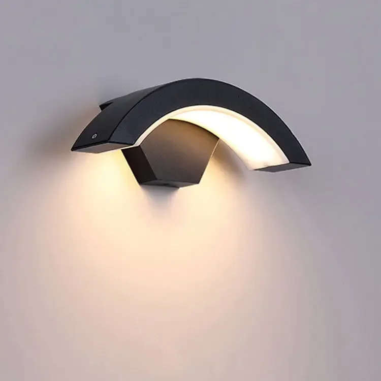 Induction LED Wall Light Outdoor Waterproof Front Door Lighting Garden Decoration Porch Wall Light Garage External Wall Light