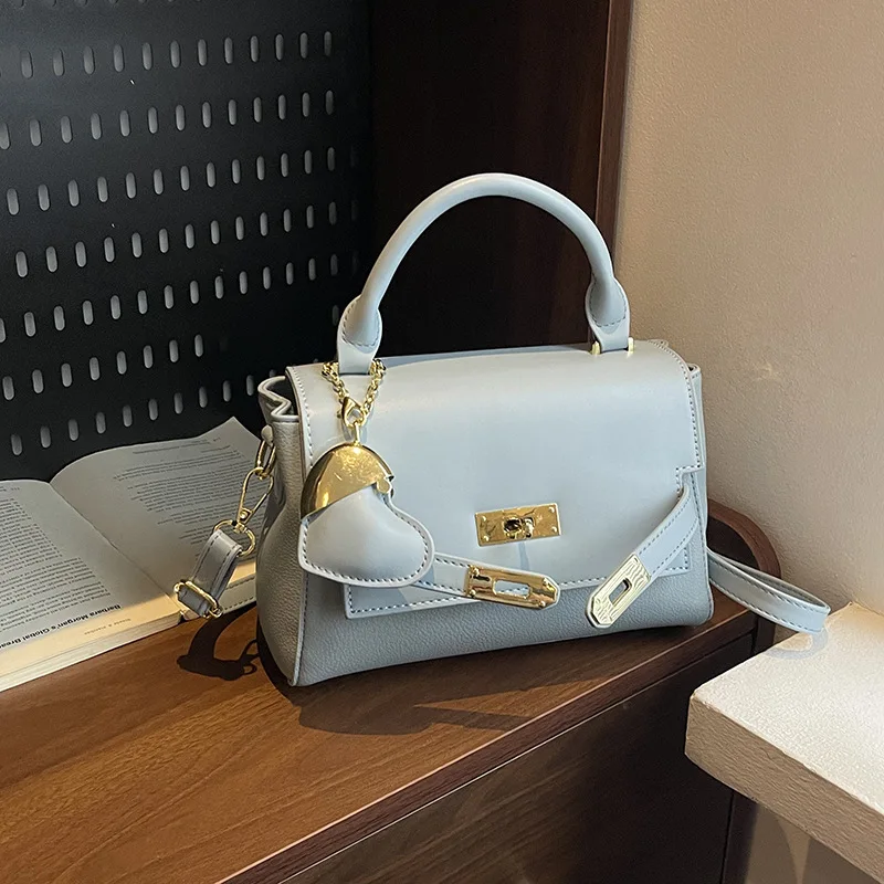 

Vintage Leather Tote Bag 2025 - Retro Shoulder Purse for Women, Spacious Crossbody Work Bag with Adjustable Strap