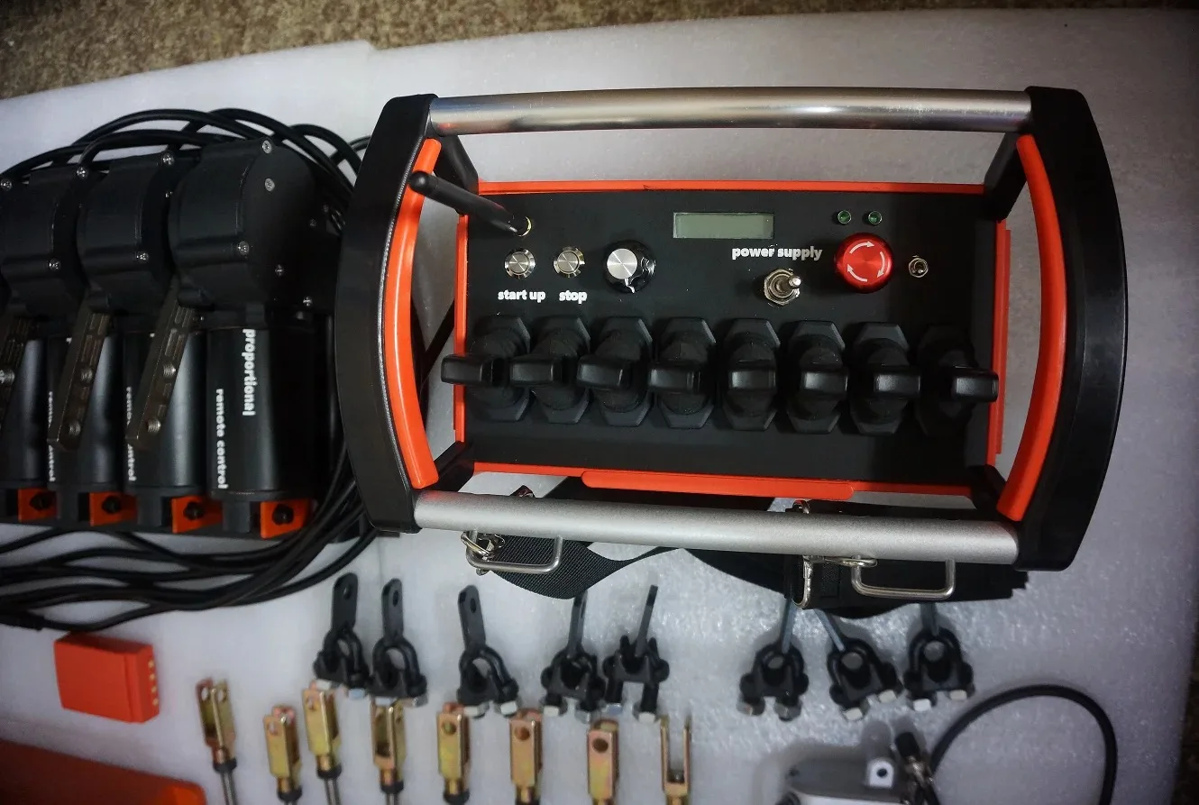 

Wireless 8 Joystick Motor Proportional Remote Control Crane Electronic Parts Accessories for RC Model Boats And Planes