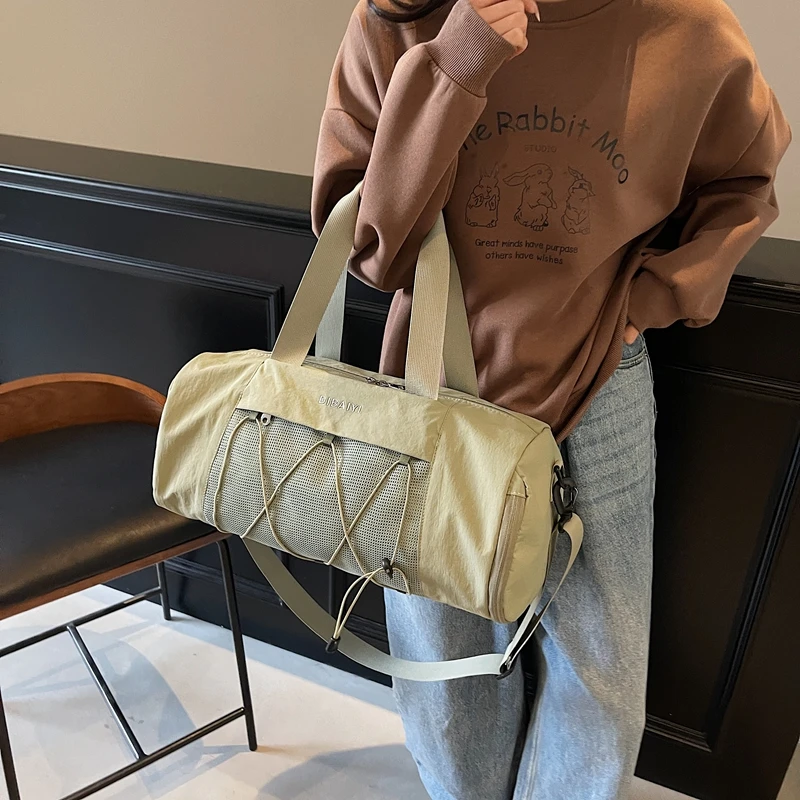 Large Capacity Personality Solid Travel Bags Durable Leisure Sport Stylish Design Shoulder Bags for Women 2025 Casual Hot Sale