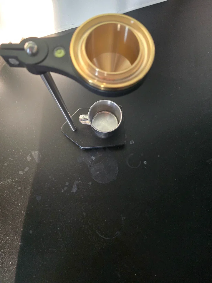 LND-1 Apply four cups of pure brass paint, flow rate cup, paint viscosity test cup (cup body only)