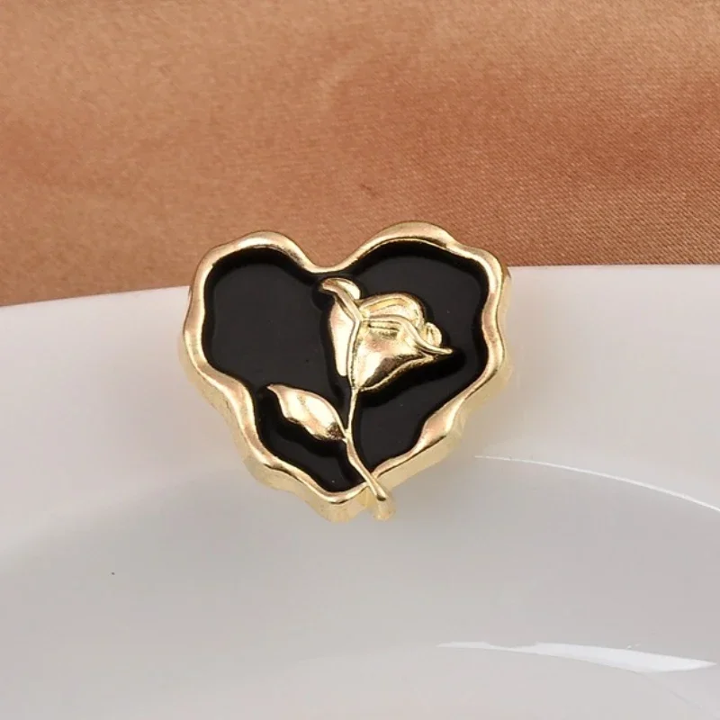 Korean Fashion Flower Metal Magnet Brooches Crystal No Hole Pins Magnetic Hijab Clip Buttons Fixed Buckle Luxulry Jewelry