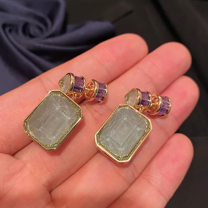 High Quality Luxurious Olive Green Crystal Earrings Micro Inlaid Purple Cubic Zircon Retro for Women Square Pendant Jewelry Gift